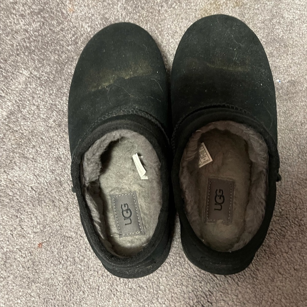 Black Ugg Sippers